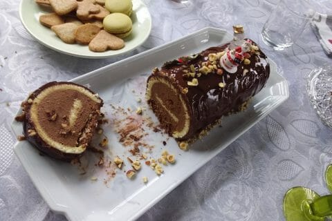 Cliquez pour zoomer ! Bûche mousse au chocolat Thermomix par tinou63bis