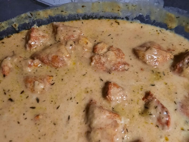 Cliquez pour zoomer ! Poulet à la crème et aux oignons Thermomix par choupette83