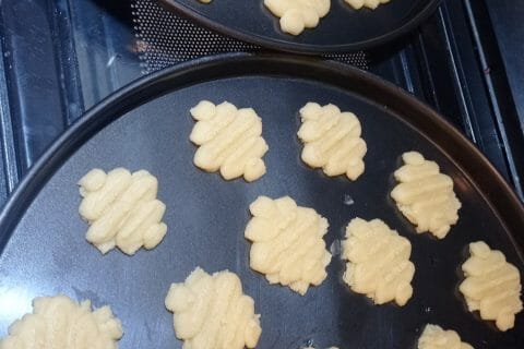 Cliquez pour zoomer ! Sablés à la presse à biscuits Thermomix par Aliya