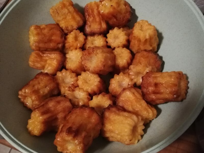 Cliquez pour zoomer ! Mini cannelés chorizo comté Thermomix par mimonou