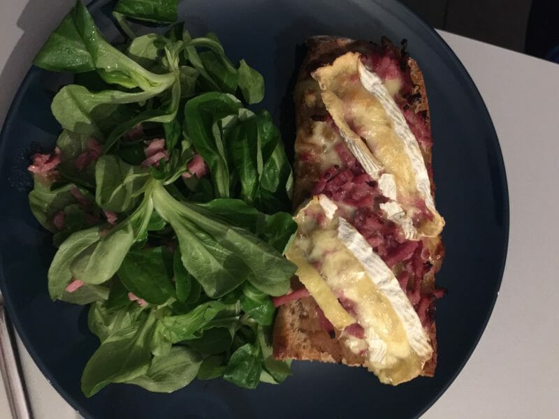 Cliquez pour zoomer ! Tartines normandes pommes et camembert Thermomix par Bene48