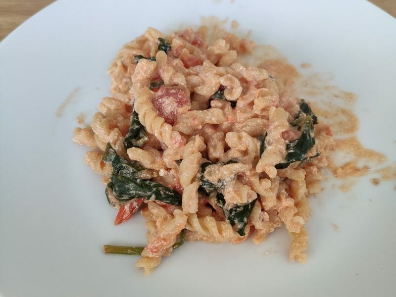 Cliquez pour zoomer ! Pâtes tomates cerises et ricotta Thermomix par virginie_219