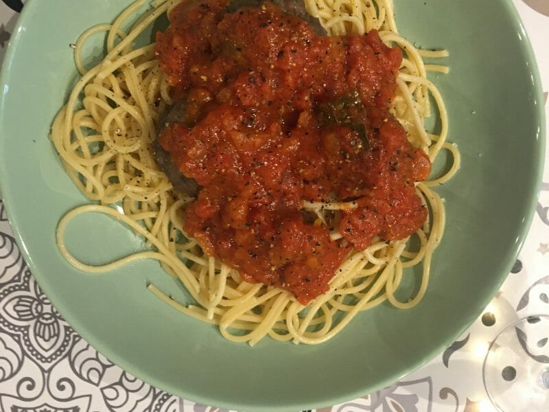 Cliquez pour zoomer ! Boulettes de viandes à la sauce tomate Thermomix par laetitia_230