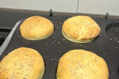 Cliquez pour zoomer ! Pains hamburger Thermomix par Lolo68