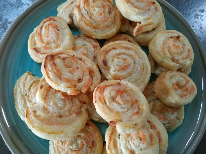 Cliquez pour zoomer ! Roulés feuilletés au saumon Thermomix par Mireil