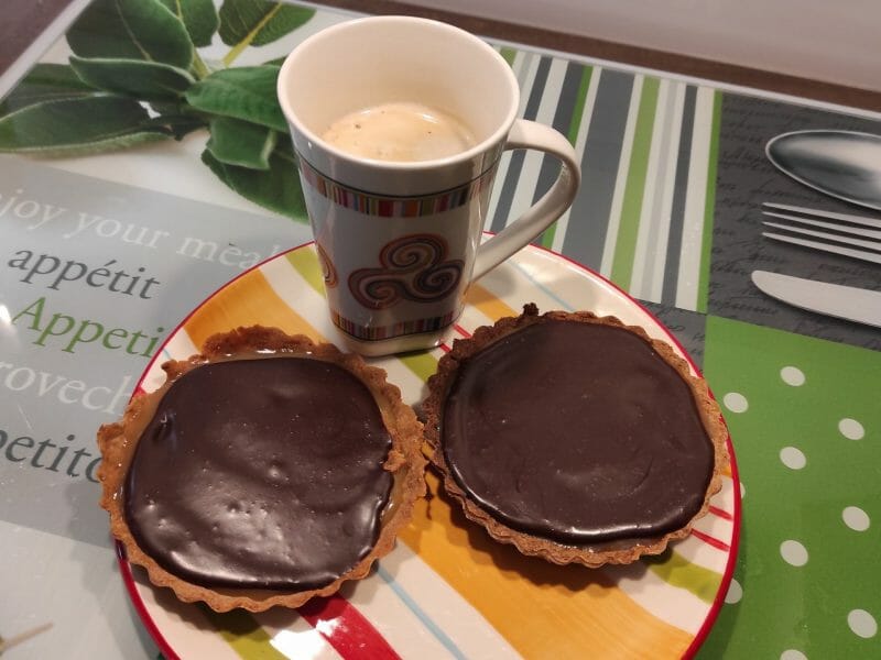 Cliquez pour zoomer ! Tartelettes chocolat et caramel beurre salé Thermomix par Mireil