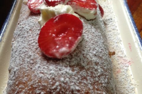 Cliquez pour zoomer ! Fraisier roulé Thermomix par Christine64