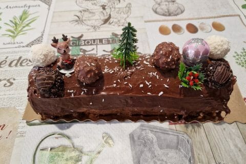 Cliquez pour zoomer ! Bûche Ferrero Rocher Thermomix par M-repas