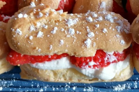 Cliquez pour zoomer ! Éclairs fraises chantilly Thermomix par fabrice_16