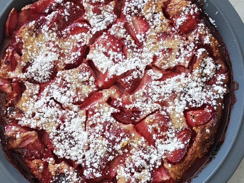 Cliquez pour zoomer ! Clafoutis aux fraises Thermomix par Pure