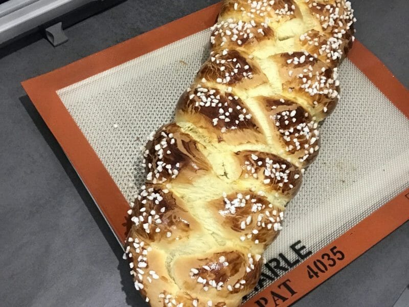 Cliquez pour zoomer ! Brioche tressée à la mie filante Thermomix par Pauline.35