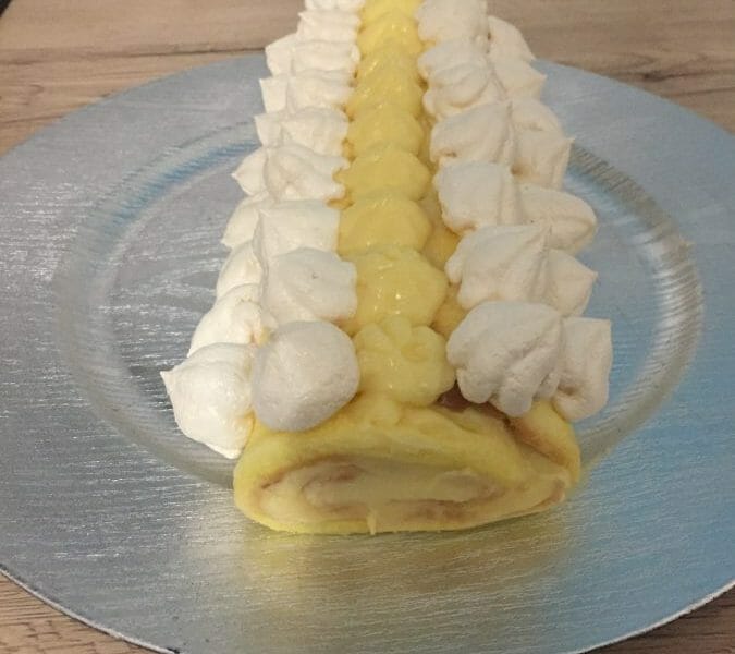 Cliquez pour zoomer ! Bûche au citron meringuée Thermomix par Julay