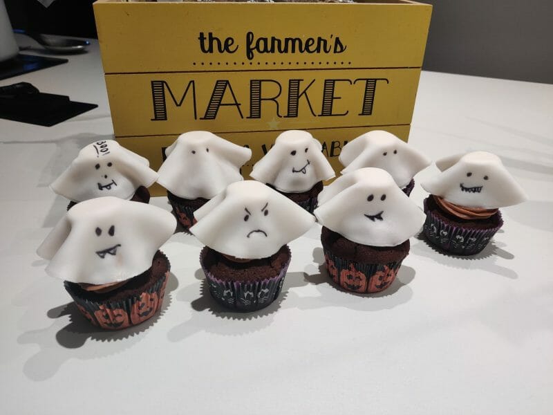 Cliquez pour zoomer ! Cupcakes fantômes Thermomix par vinounette76