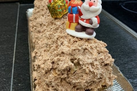 Cliquez pour zoomer ! Bûche Ferrero Rocher Thermomix par caroline_171