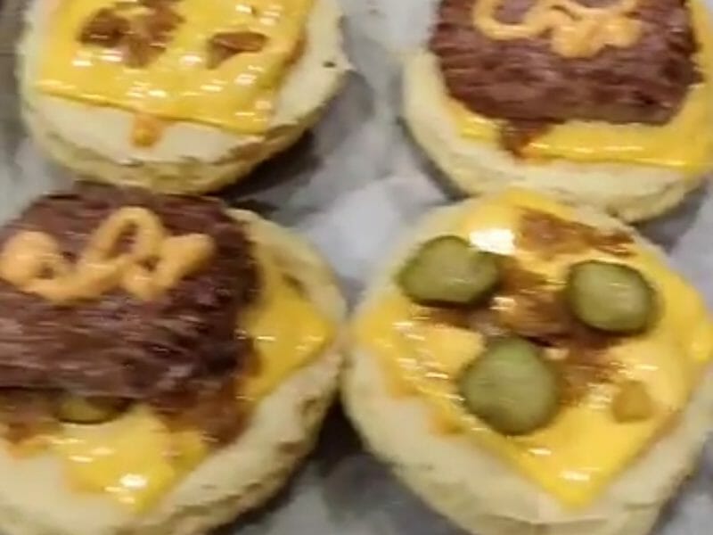 Cliquez pour zoomer ! Pains hamburger Thermomix par sly53