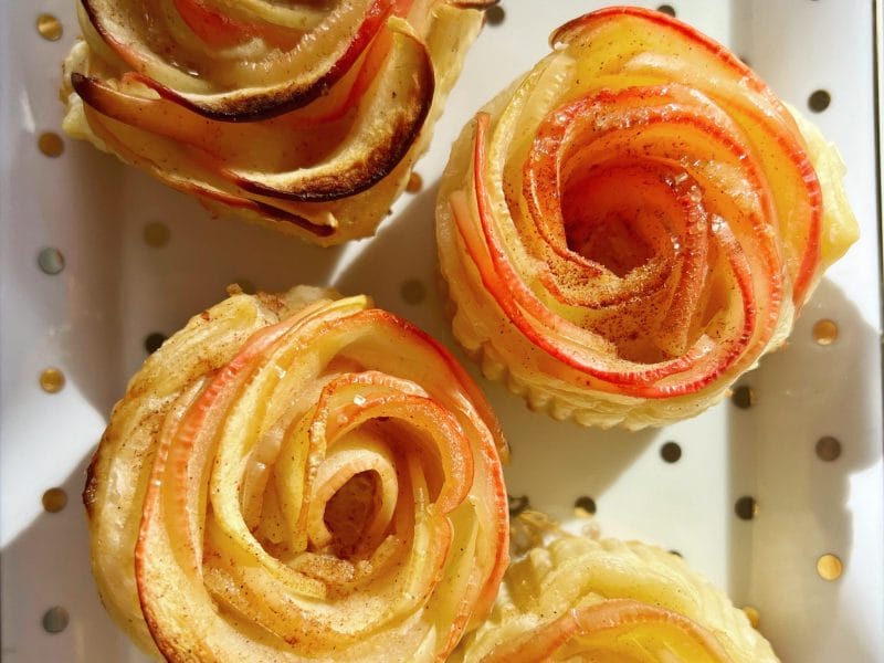 Cliquez pour zoomer ! Roses feuilletées aux pommes Thermomix par milojula
