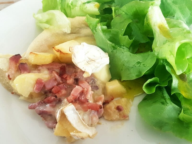 Cliquez pour zoomer ! Tarte au camembert, pommes et lardons Thermomix par pau_2107