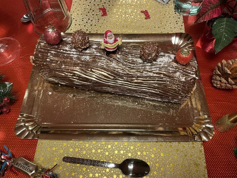 Cliquez pour zoomer ! Bûche Ferrero Rocher Thermomix par aurelielilou