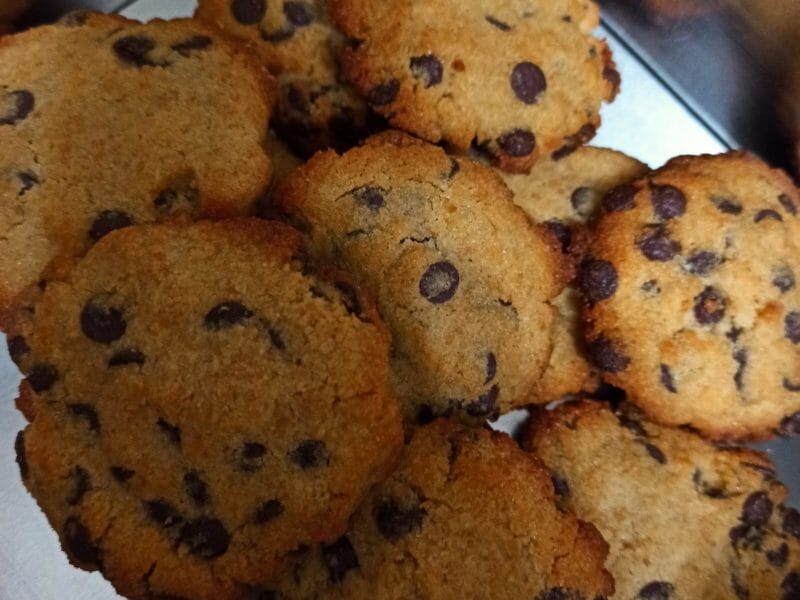 Cliquez pour zoomer ! Cookies au pain rassis et pépites de chocolat Thermomix par selena_23