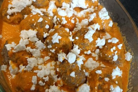 Cliquez pour zoomer ! Boulettes de viande sauce aux poivrons rouges Thermomix par margobibi67