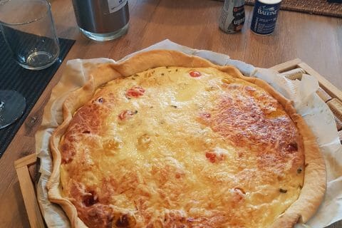 Cliquez pour zoomer ! Tarte au thon, tomate et moutarde Thermomix par mandy5457