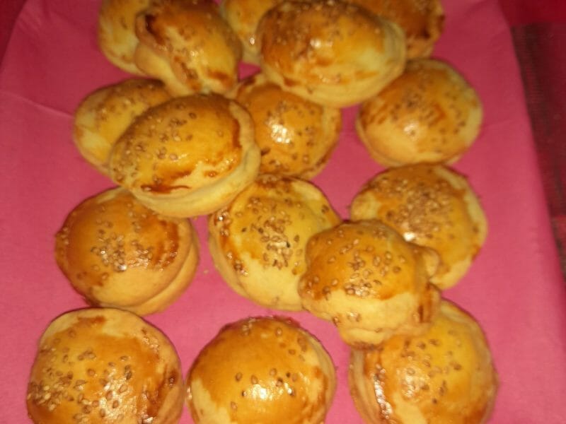 Cliquez pour zoomer ! Feuilletés au saumon fumé et fromage frais Thermomix par liliankuisin