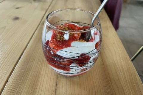 Cliquez pour zoomer ! Tiramisu aux fraises en verrines Thermomix par charlene0711