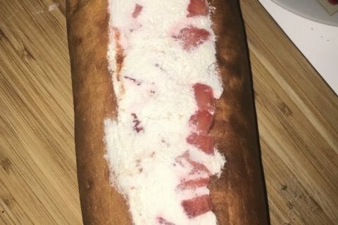 Cliquez pour zoomer ! Fraisier roulé Thermomix par julie_285