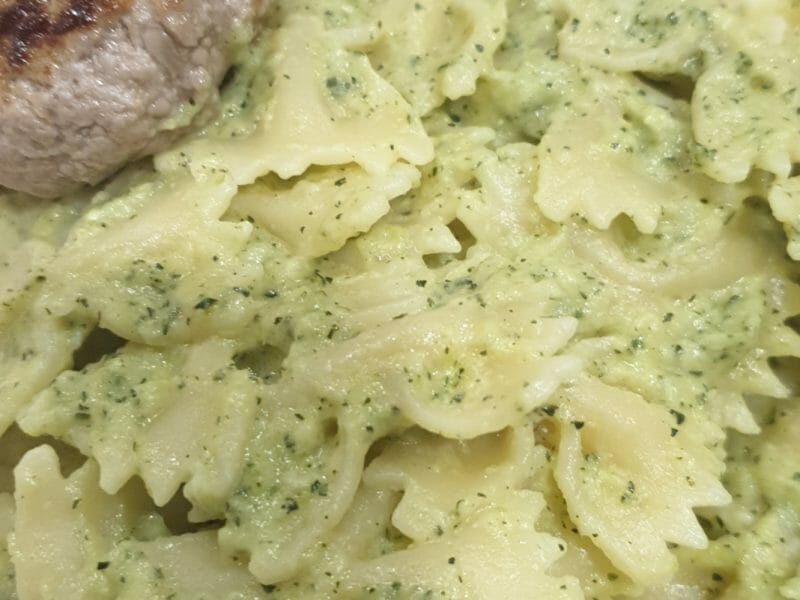 Cliquez pour zoomer ! Farfalle à la crème de courgettes Thermomix par Cynthia
