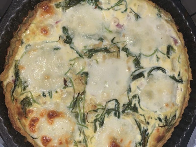 Cliquez pour zoomer ! Quiche aux fanes de radis Thermomix par Coralicorne