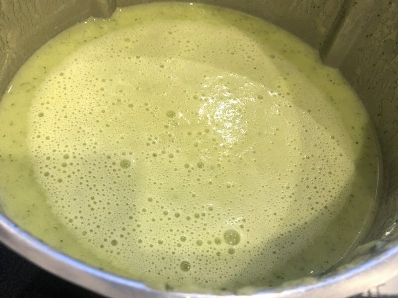 Cliquez pour zoomer ! Soupe froide courgette et concombre Thermomix par marine_221