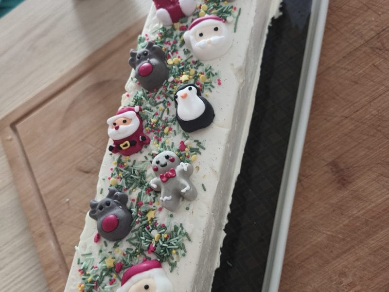 Cliquez pour zoomer ! Bûche vanille praliné Thermomix par eva_didier