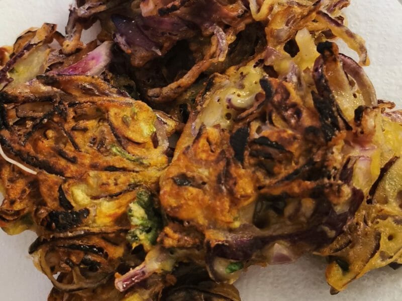 Cliquez pour zoomer ! Beignets d’oignons à l’indienne – Bhajis Thermomix par eva_didier