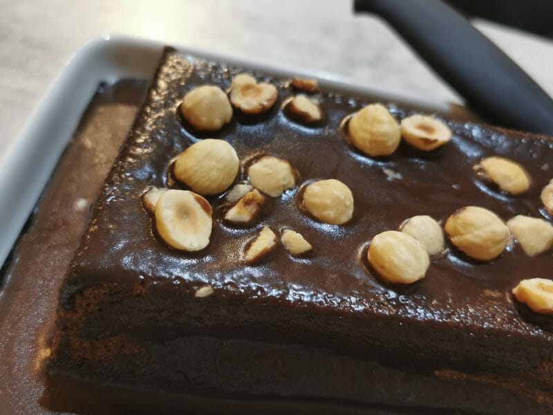 Cliquez pour zoomer ! Cake chocolat noisettes fondant Thermomix par eva_didier