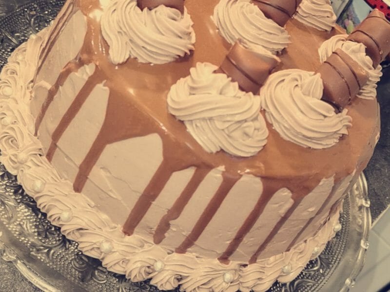 Cliquez pour zoomer ! Layer cake Kinder Bueno Thermomix par lonnie