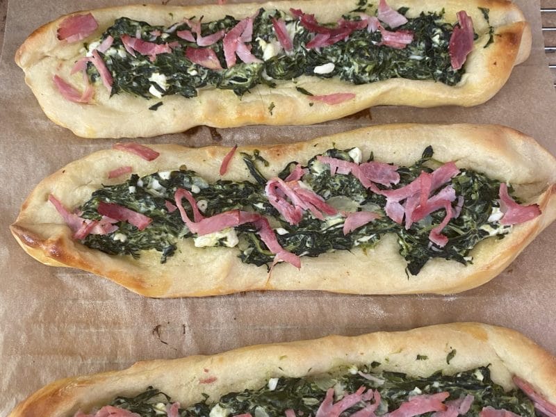 Cliquez pour zoomer ! Pide épinards et feta Thermomix par minimoi65