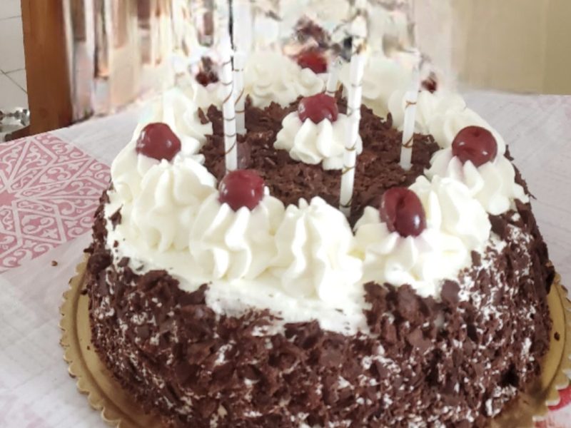 Cliquez pour zoomer ! Bûche forêt noire Thermomix par nathaliemtz