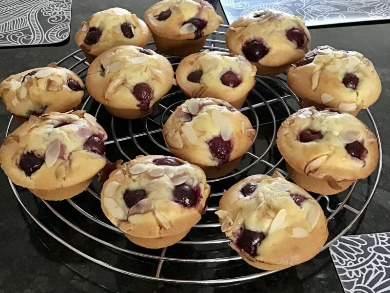 Cliquez pour zoomer ! Muffins aux cerises Thermomix par caroline_180