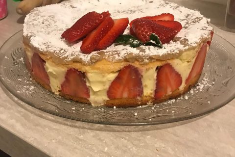 Cliquez pour zoomer ! Fraisier Thermomix par justine_123