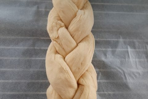 Cliquez pour zoomer ! Brioche tressée à la mie filante Thermomix par nenel31