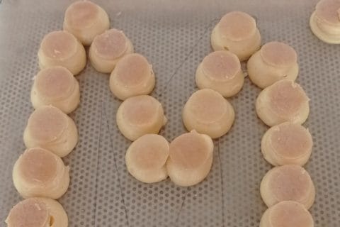 Cliquez pour zoomer ! Choux craquelin fraises chantilly Thermomix par ma29