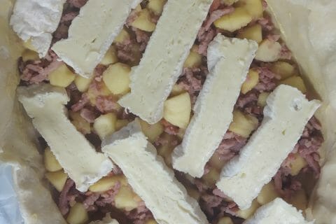 Cliquez pour zoomer ! Tarte au camembert, pommes et lardons Thermomix par sandrine_238