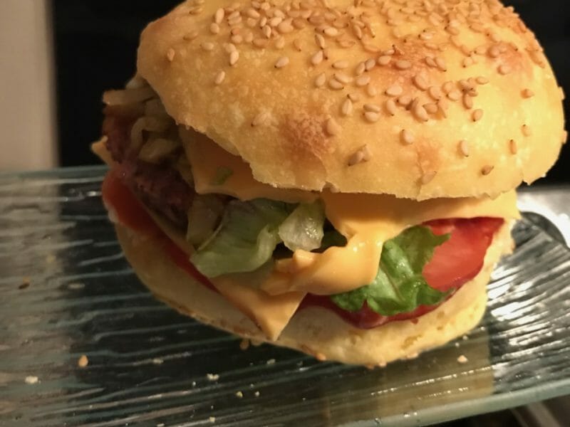 Cliquez pour zoomer ! Pains hamburger Thermomix par sabrinawalle
