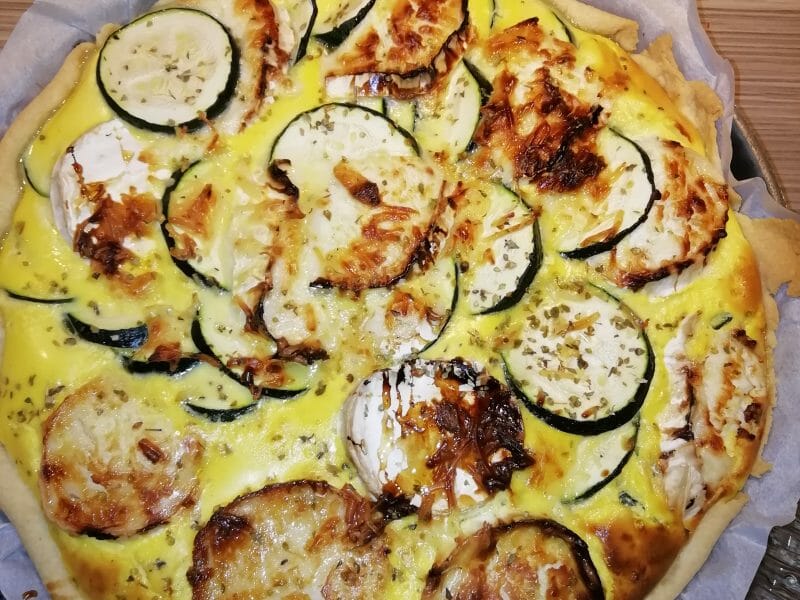 Cliquez pour zoomer ! Tarte courgettes, chèvre et pignons de pin Thermomix par sabrinawalle