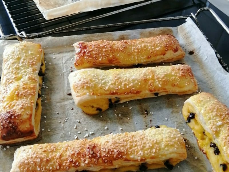 Cliquez pour zoomer ! Torsades crème pâtissière et pépites de chocolat Thermomix par tiwara