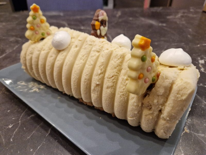 Cliquez pour zoomer ! Bûche vanille praliné Thermomix par Gautier