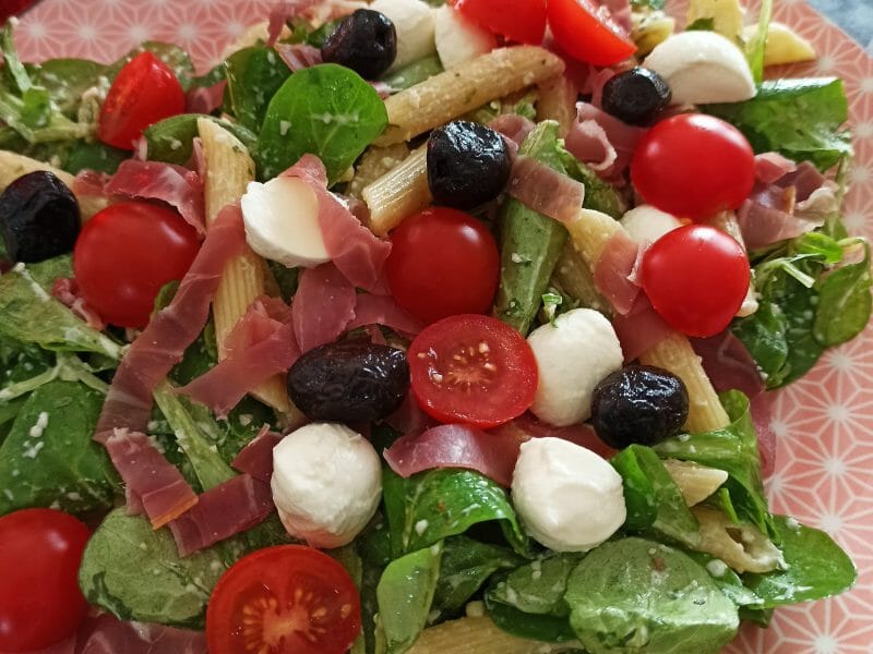 Cliquez pour zoomer ! Salade de penne à l’italienne Thermomix par GumyRunner38