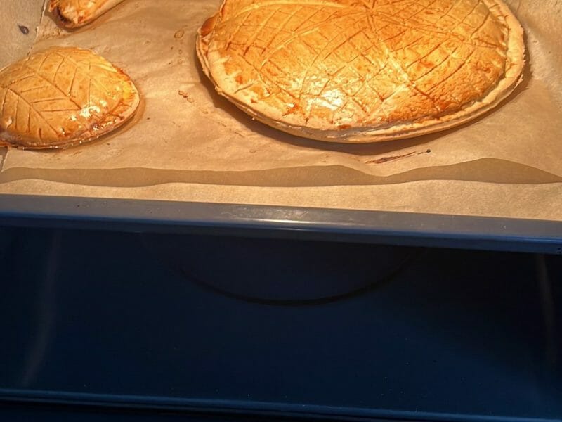 Cliquez pour zoomer ! Galette des rois à la frangipane Thermomix par Lolita