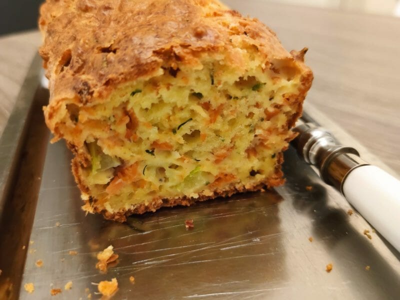 Cliquez pour zoomer ! Cake au saumon Thermomix par pocaflo
