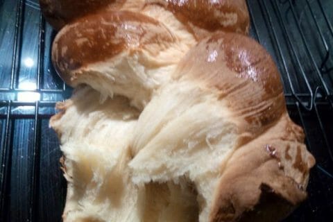 Cliquez pour zoomer ! Brioche tressée à la mie filante Thermomix par maupiti04